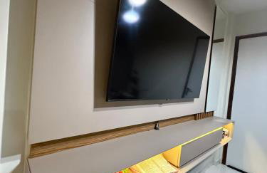 Apartamento moderno e aconchegante com ótima localização - Foto 4