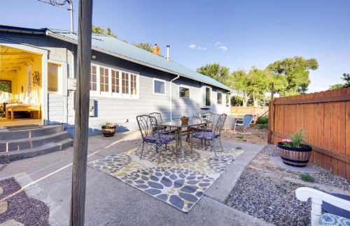 1 Block to Main St Charming Montrose Home with Yard - Foto 2