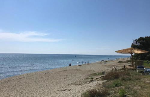 A 5 mn à pied de la mer, piscine ,tennis, paillote - Foto 11