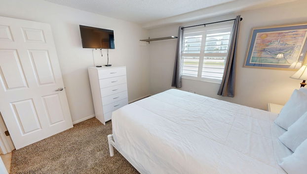 Steps to the Pool 1 Bedroom Sleeps 4 by RedAwning - Foto 3, Habitación