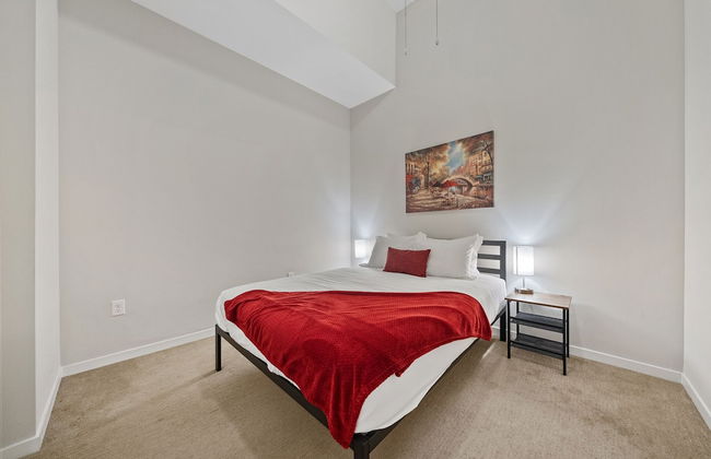 Cincinnati City Club Apartments by Airriva - Photo 8