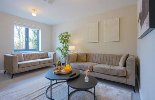 Wavendon House • Sleeps 6 • Driveway Parking • Garden • Fast Wifi • Smart TV • Yoko Property - Photo 16
