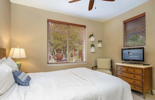 Hale Laki Stunning Resort Condo, Walk to Beach! - Foto 10