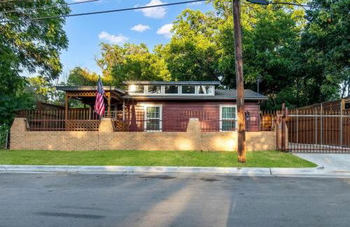 Stockyards Longhorn House, TCU close by - Foto 12