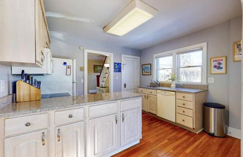 Belltown Retreat - Photo 13