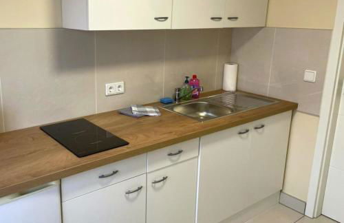 Gemütliches Appartement 5 - mit Küche und Bad zur Eigennutzung -Schuster Homes- - Foto 7