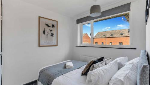 Group-Friendly 4-BR Home with Space & Comfort - Foto 5