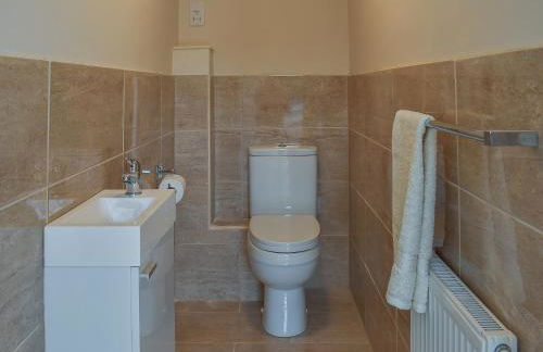 Blacksmith's Cottage - Photo 12