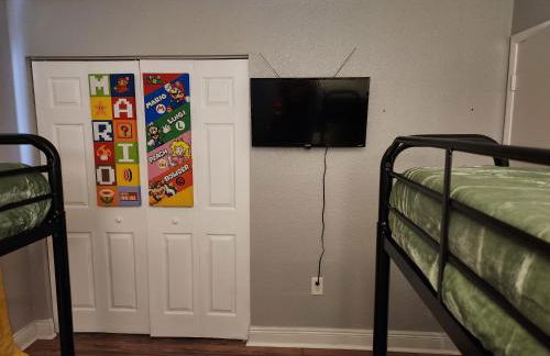 Beautiful 2-Bedroom Condo Near Universal and other Orlando Attractions, King Bed & Wi-Fi - Foto 4