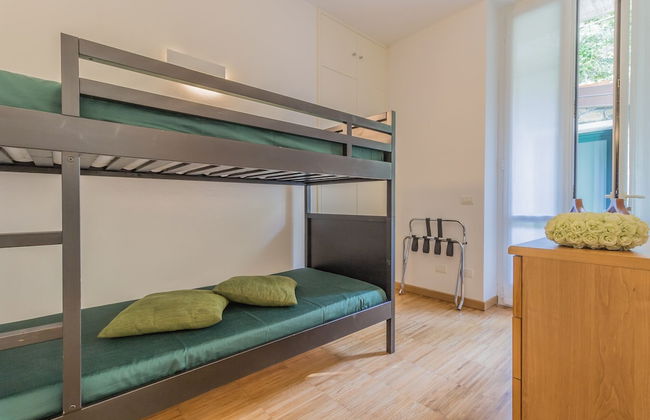 Varenna Beach Perledo - Photo 4