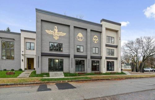 Spring at The Golden Goose including King Bed, Parking, Security and Laundry - Foto 5