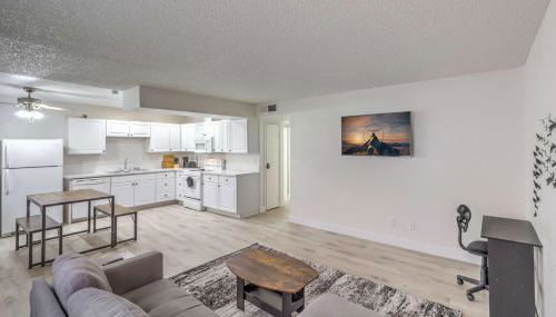 Modern Comfort Near Vegas Attractions! Sleeps 6! - Foto 3