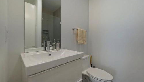 Modern Brand New Stylish Fully Furnished Studio Close to Downtown - Photo 5