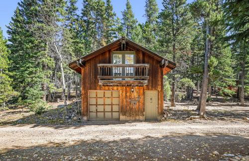 Nestled Inn Vacation Home Rental Evergreen - Trails, Views, Hot Tub, Skiing! - Foto 37