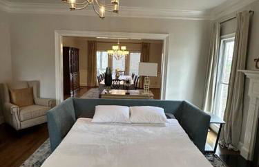 Large Luxury House, King Beds and More, Hot Tub, Theater, Fireplace, Game Room, Ping-pong, Pool Table, Air Hockey, Arcade, River, Big Kitchen, Nice Porch, Quiet, Good for Families and Large Groups, Near UGA Golf Course, Close to UGA & Stanford Stadium - Photo 38