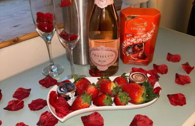 Romantic Croft with Private Hot Tub - Foto 8