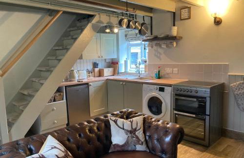 Willow Cottage - Photo 2