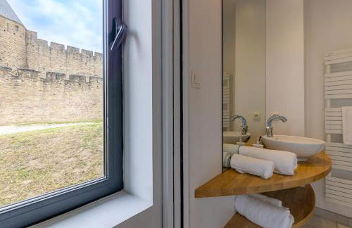 Sous les remparts la maison Pimprenelle - Photo 17