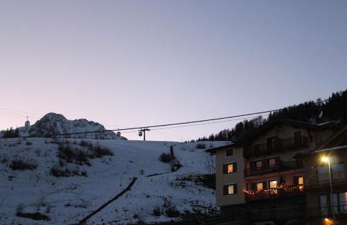 CAV MES VALLEES Torgnon Vda - Foto 45