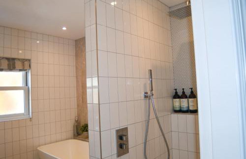 Luxury Croft Templepatrick Near Airport Rabbit and Hilton hotel - Foto 42