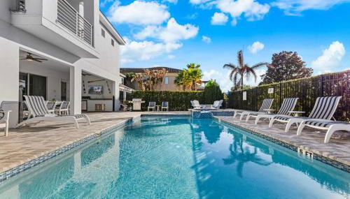 Happiest Home on Earth - Custom Pirate & Nature Bunks 8 King Suites Theater & Pool - Foto 4