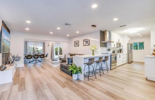 Friendly Fox Luxury Pool & Spa - Near DT & Beach home - Foto 15