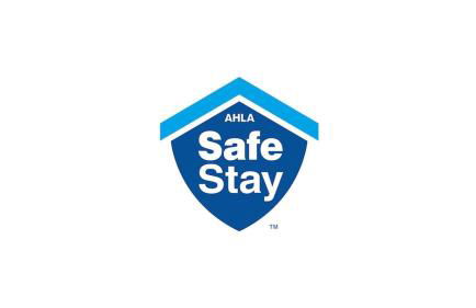 Spacious renovated 4br downtown home w firepit sleeps 8+ - Photo 32