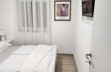 H&D Apartment - Photo 8