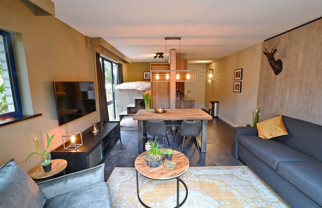 Modern Apartment With Terrace - Photo 7