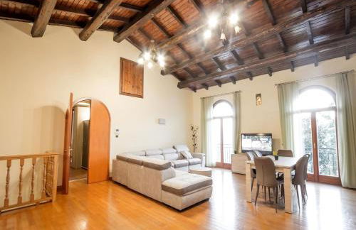 Lakeside Mansion With Pool - Foto 22