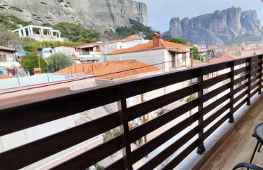 Meteora Gold and Glass Suites - Foto 6