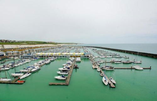 Orion Marina Sea View - Parking - by Brighton Holiday Lets - Foto 28