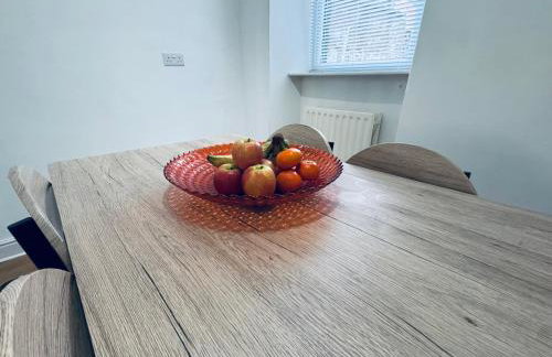 Holly Terrace - 2 Bedrooms - Sleeps 3 - Photo 2