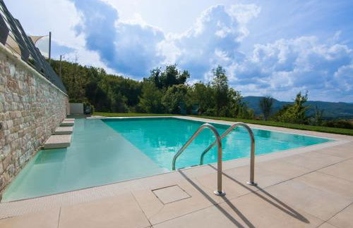 Chic Villa in Acqualagna with Hot Tub in Pool & Private Garden - Foto 12