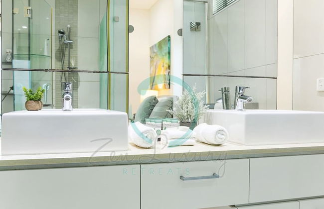 Coastal Magnificence Pool Workspace Parking - Photo 24