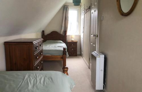 Cosy 3 Bedroom House on Cornish estate with pool - Foto 8