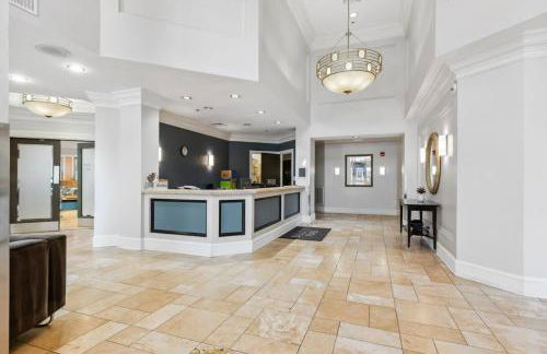 2BR Executive City Suite With Gym & Pool - Foto 84