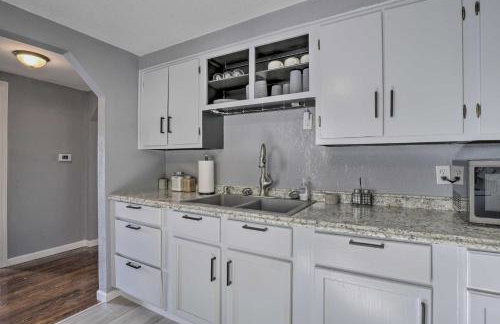 11 Mi to Dtwn Branson: Cottage in Rockaway Beach! - Photo 11