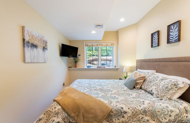 Highland Hideaway by Avantstay Group Poconos Retreat w Patio Game Room - Foto 36