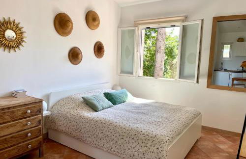 Villa au calme avec jardin, parking, clim, proche de tout ! - Foto 12