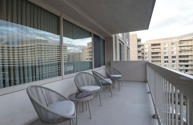 Crystal City Apt Close to Airport - Foto 28