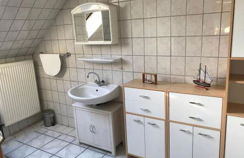 Apartment Große Wohnung in Nesse mit Garten und Terrasse by Interhome - Foto 22