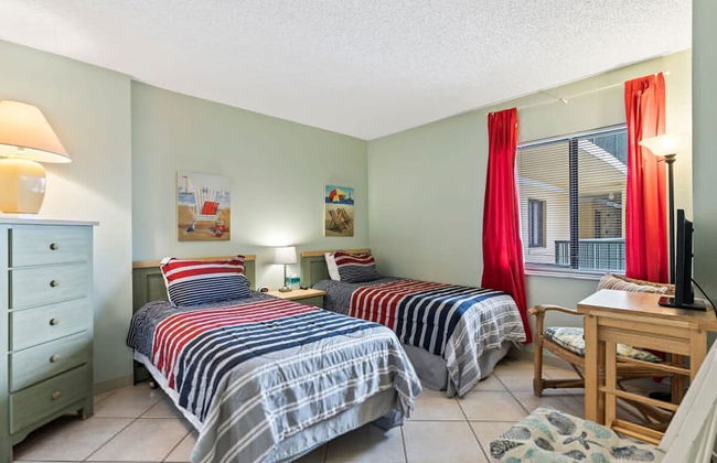 Sweet Sunrise Oceanfront Condo w Pool Hot Tub - Foto 15