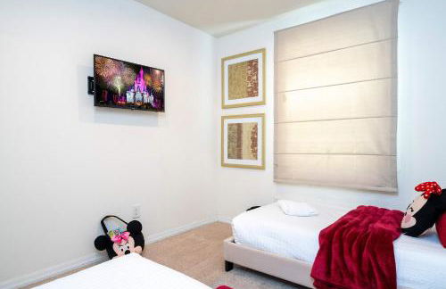 Spectacular House with 3BR - Private Pool, BBQ - Minutes from Disney! - Foto 13