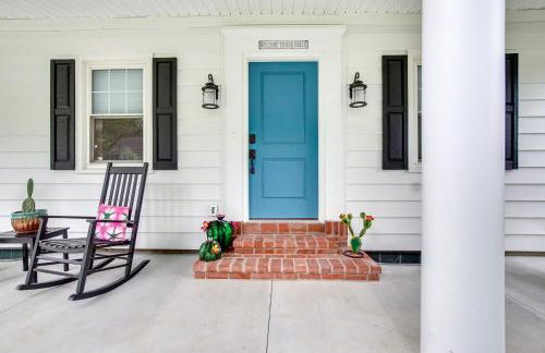 Bright and Sunny Getaway with Bikes 1 Mi to ESU! - Foto 35