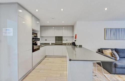 St Martins 2 Bedroom Apartments in Ruislip By 360 Stays - Foto 49