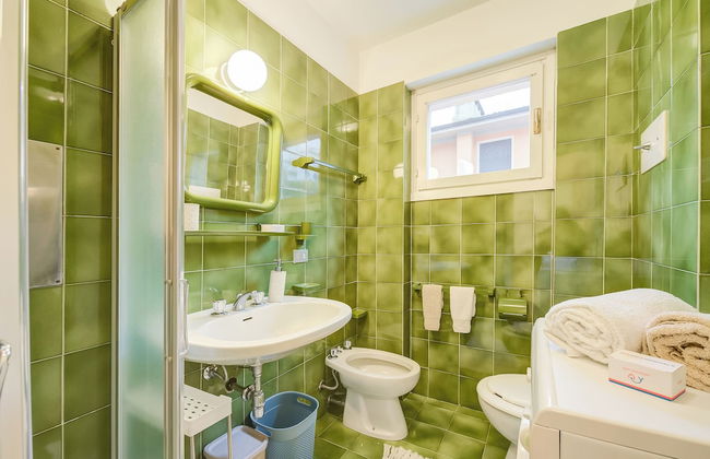 Franka House Terrace Private & Lake View - Photo 13