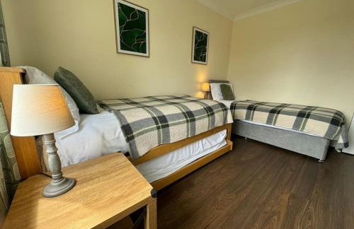 8min to City, Hot Tub House, Fire Pit, Free Parking - Foto 35