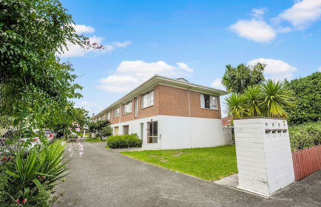 Inner City Retreat - WiFi - Netflix - Photo 44