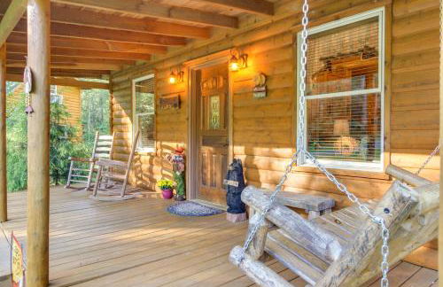 Backyard and Porch Rural Cosby Log Cabin! - Foto 21